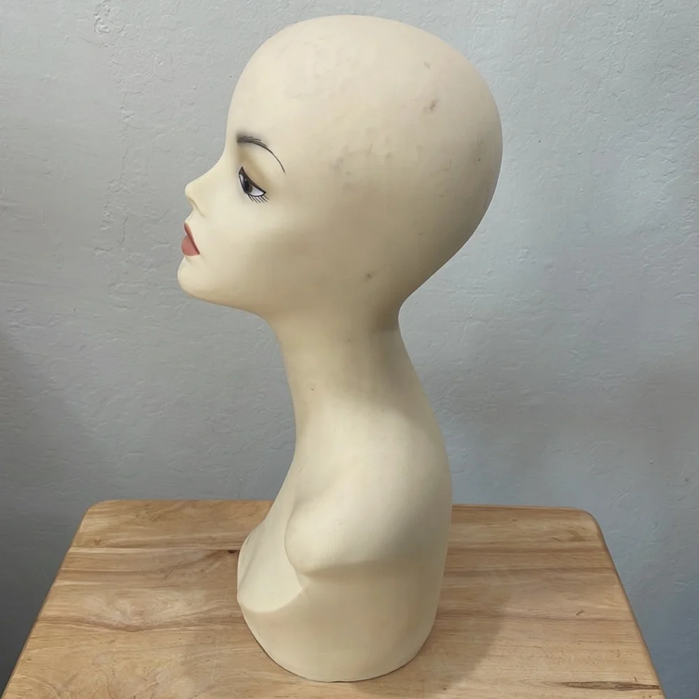 COPY - 53. Mannequin Head Plastic Display for Wigs Hats Sunglasses Jewelry - Picture 2 of 8